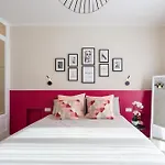 Just Urban Stays - Romantic Navigli Apartment