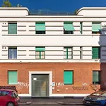 Just Urban Stays - Romantic Navigli Apartment