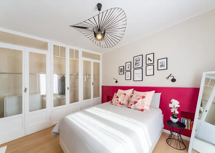 Just Urban Stays - Romantic Navigli Apartment