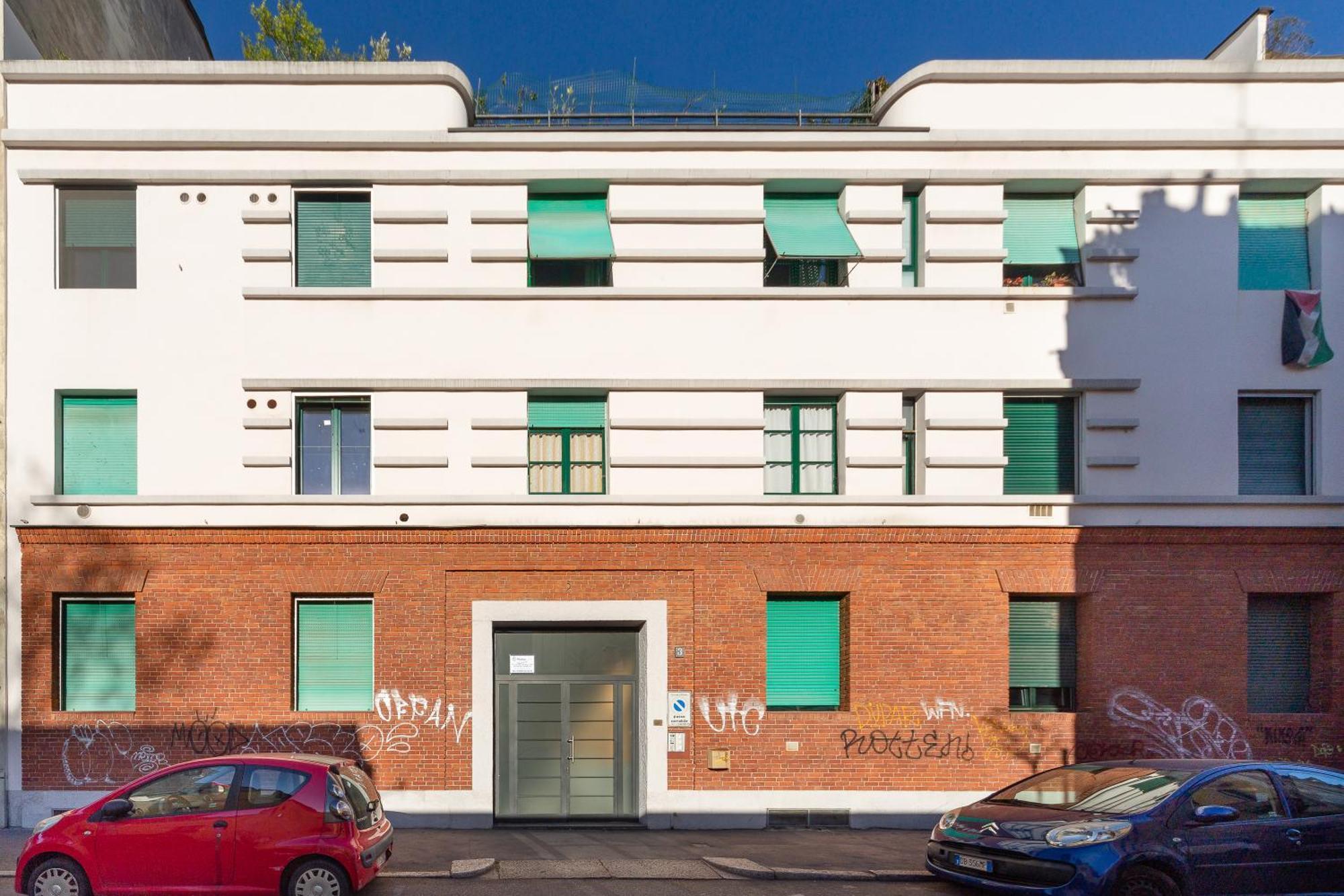 Just Urban Stays - Romantic Navigli Apartment
